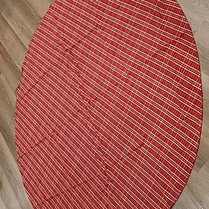 Gorgeous Christmas Holiday Table Cloth